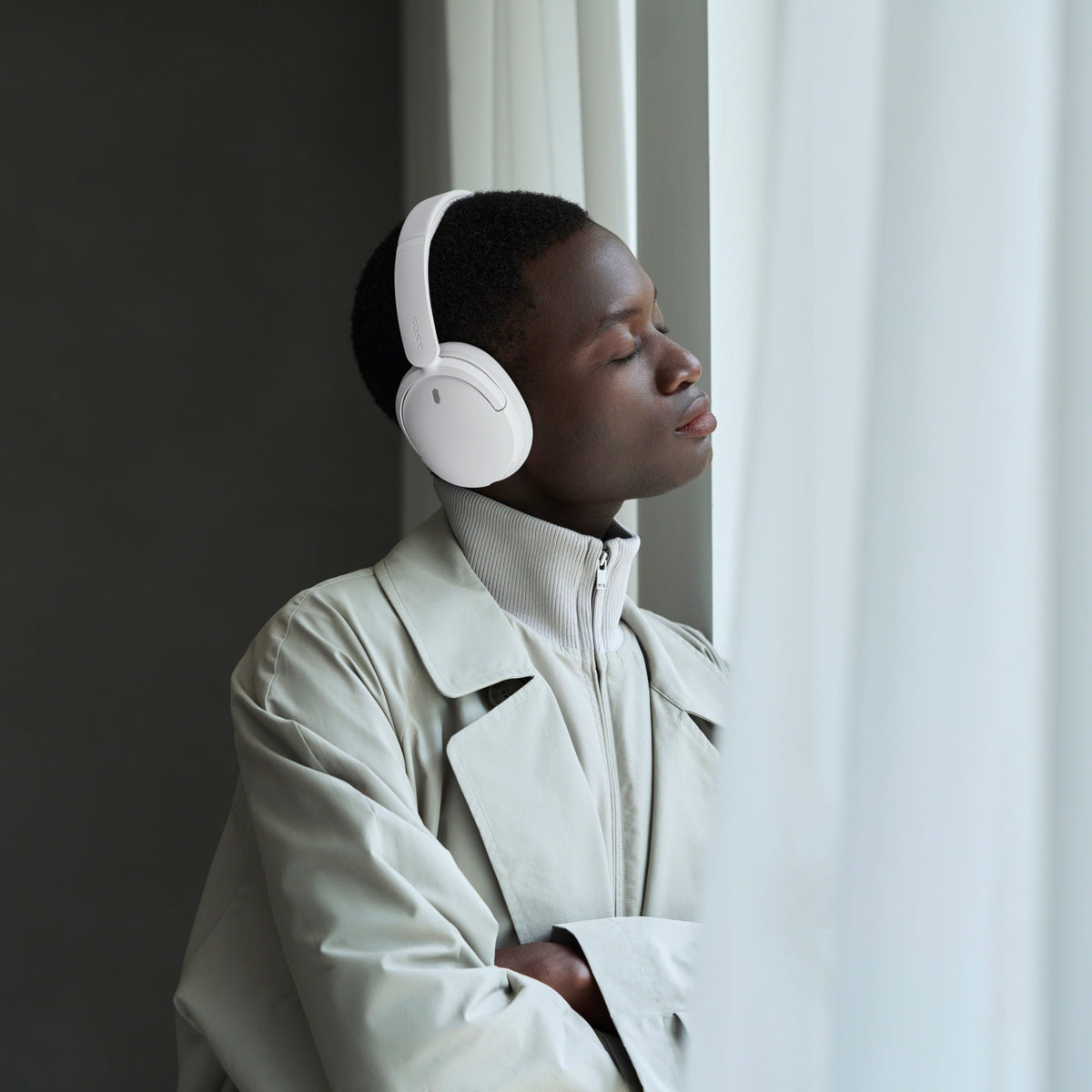 Sony WH-CH730N Wireless Noise Cancelling Headphones